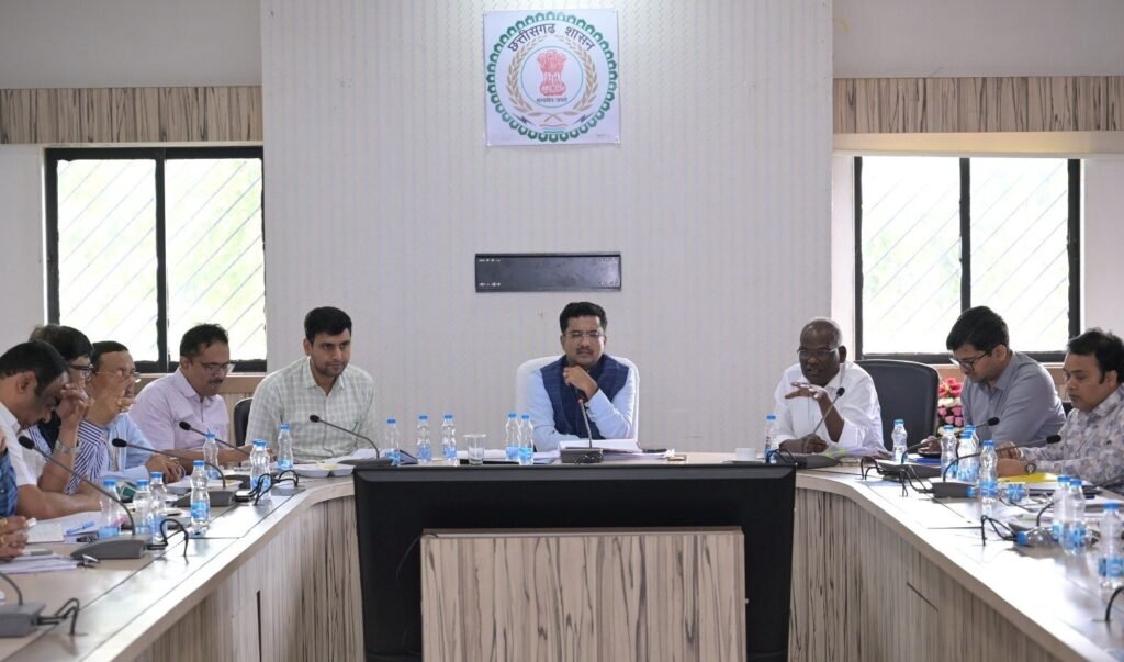 नगरीय प्रशासन विभाग के नए प्रमुख सचिव श्री सोनमणि बोरा ने ली मैराथन बैठक.