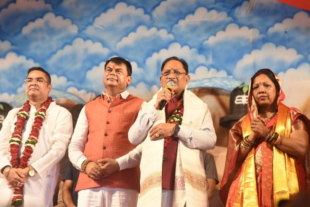 छत्तीसगढ़ के कण-कण में विराजमान हैं देवाधिदेव महादेव, प्रदेश की समृद्ध आध्यात्मिक परंपरा हमारी अमूल्य धरोहर – मुख्यमंत्री श्री विष्णुदेव साय.